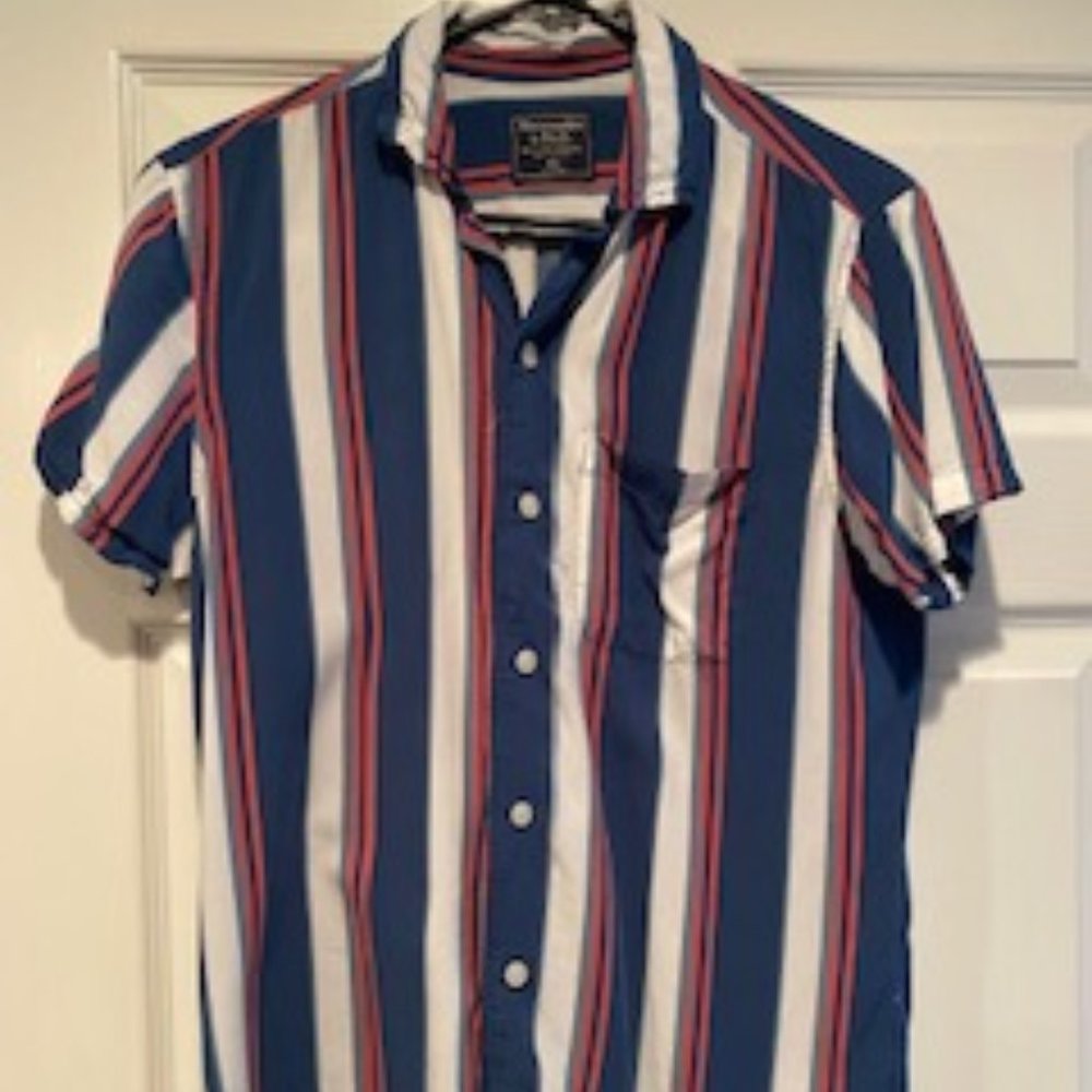 Men's Striped Short Sleeve Button Down
